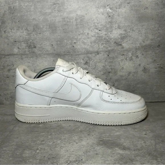 Nike Air Force 1 Sneakers 314192-117 Womens sz 8.5 - white - Picture 3 of 6